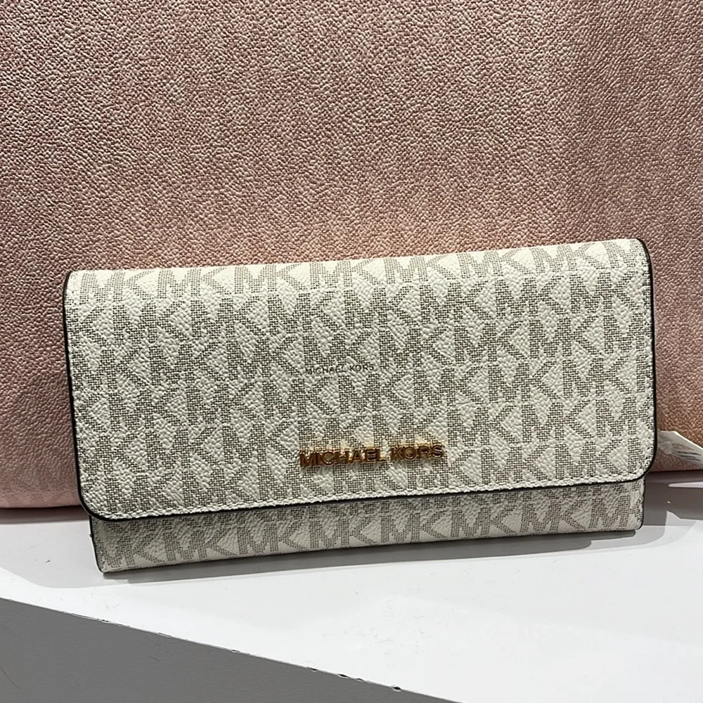 MICHAEL KORS JET SET TRV LARGE TRIFOLD VANILLA - Picture 15 of 16